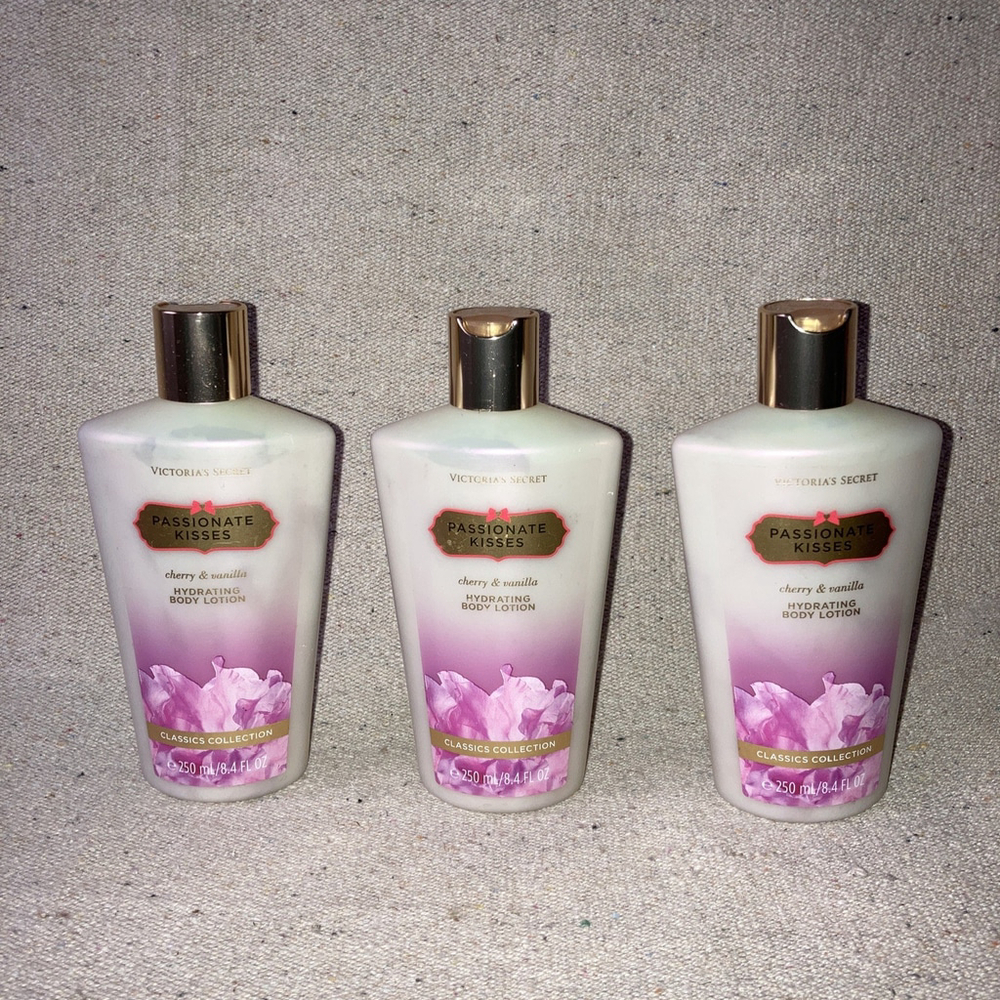 3 Pack Victoria's Secret Passionate Kisses 8.4 oz Hydrating Body Lotion Classics